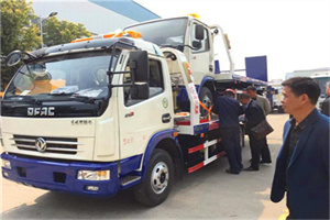 尖扎汽车道路救援拖车价格